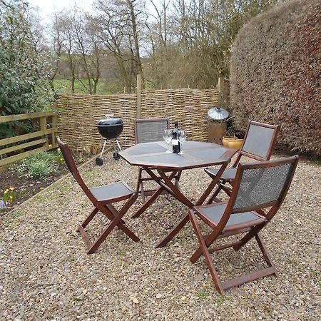 West BurtonThe Granary, Old Corn Mill, Yorkshire Dales公寓 外观 照片